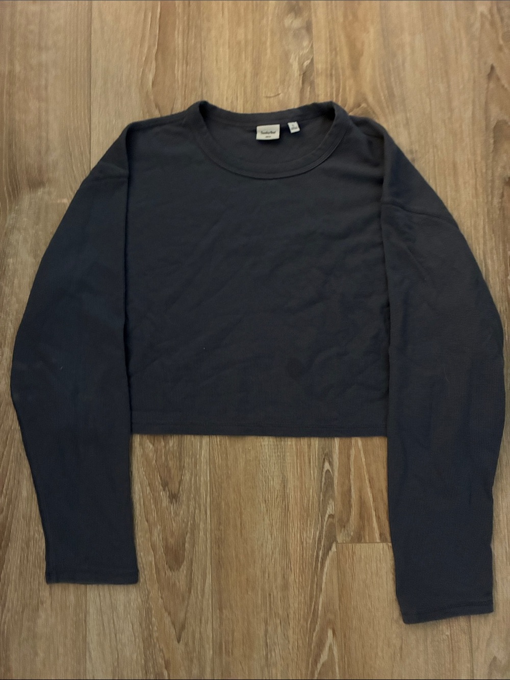 Aritzia Long Sleeve Cropped Top - Dark Navy